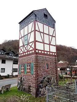 Rückseite mit Mühlrad