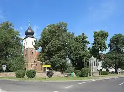 Ev. Kirche und Kriegsdenkmal in Tremmen