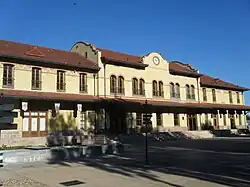 Bahnhof von Aguascalientes und sein Wohnhauskomplex