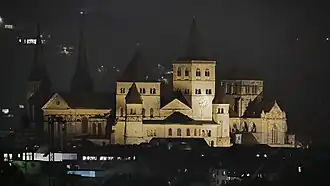 Dom (Mitte) und Liebfrauen (ganz rechts)