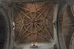 Sterngewölbe über der Vierung