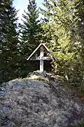 „Gipfelkreuz“ auf der Weide am höchsten Punkt der Turneralm i.&nbsp;e.&nbsp;S.