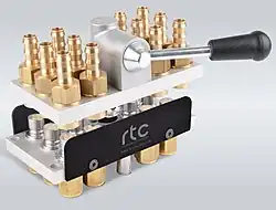 RTC Couplings M152 Multikupplung mit Hebel als Betätigungshilfe.