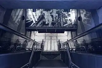 Zugang zum Bahnsteig