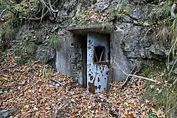 Eingang in einen der Seitenstollen