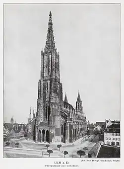 Ulmer Münster mit allen neugotischen Zutaten