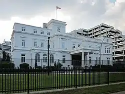 Das ehemalige amerikanische Generalkonsulat am Alsterufer (bis Mitte 2022)