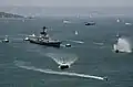USS Iowa und Begleitschiffe bei Abfahrt aus San Francisco im Mai 2012