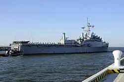 USS Nashville bei einem Auslaufmanöver, Januar 2009