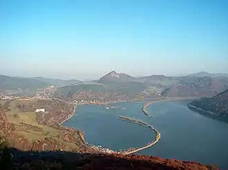 Der Stausee bei Udiča