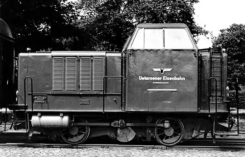Die Lok MaK 240 B (Baujahr 1954) bediente 1954 bis 1998 die Strecke für die Uetersener&nbsp;Eisenbahn