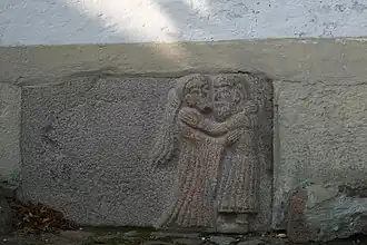 Reliefquader an der SO-Seite