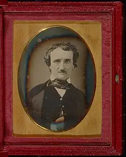 Edgar Allan Poe, sogenannte Annie-Daguerreotypie, 1849, Bildautor unbekannt. Das fotografische Unikat zeigt Poes Gesicht seitenverkehrt.