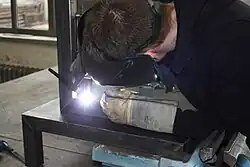 Schweißerlehrwerkstatt hier mit WIG