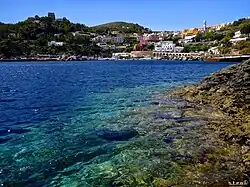 Ustica: der Ort auf der gleichnamigen Insel