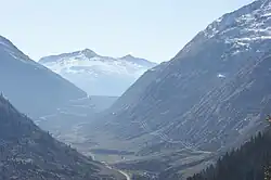 Südlicher Abschnitt des Tals mit Blick nach Süden zur Staumauer