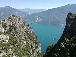 Val Sperone mit dem Monte di Riva (links) und der Cima Capi (rechts)