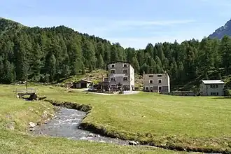 Das Berghaus von Westen