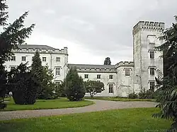 Schloss Varchentin, Hauptbau und Nordflügel