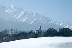 Vella mit der Talkirche