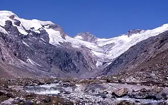 Mittlerer, Hinterer und Kleiner Maurerkeeskopf sowie Geigerkopf über dem Maurerkees (von links nach rechts)