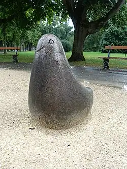 Vogel-Plastik (1957) von Vera Scholz von Reitzenstein (1924–2018) Kannenfeldpark, Basel