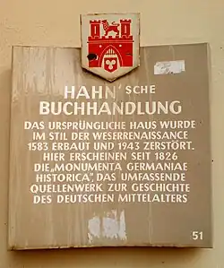 Laut der Stadttafel 51 wurde das Haus ursprünglich 1583 im Stil der Weserrenaissance erbaut