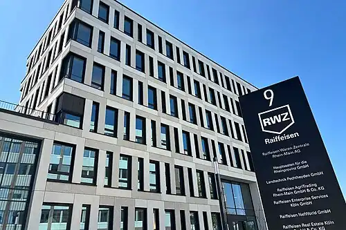 Der neue zentrale Verwaltungssitz der RWZ AG in der Gaedestraße 9 in Köln-Marienburg