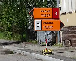 Provisorische Wegweiser in Veselí nad Lužnicí, Mai 2017