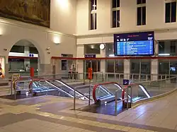 Halle des Villacher Hauptbahnhofs