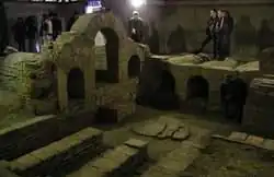 Eine der vielen Grabstätten in Viminatium