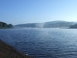 Vlasinasee in den frühen Morgenstunden