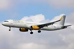 Airbus A321-200 der Vueling
