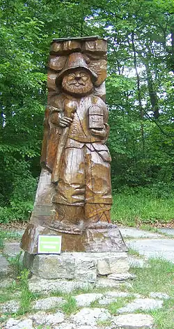 Räuberhauptmann Florian Henning lässt bitten.