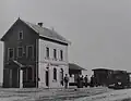 Wallerfangen, Empfangsgebäude des Bahnhofes um das Jahr 1897 (Archiv des Vereins für Heimatforschung Wallerfangen)