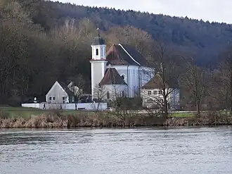 Wallfahrtskirche Mariä Himmelfahrt und Naabmündung in Mariaort