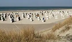 Hauptstrand mit Strandkörben