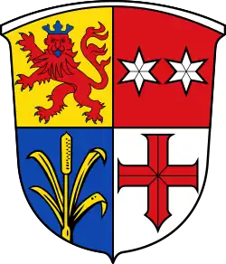 Das Wappen und der Name von Groß-Rohrheim weisen auf die Bedeutung des Rohrs in der Gemeinde und ihrer Umgebung.