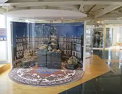 Alte Präsentation des Waschgeschirr-Sets für König Ludwig II. von Bayern (vor der Umgestaltung)