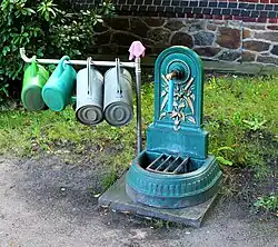 Wasserbrunnen auf dem Friedhof