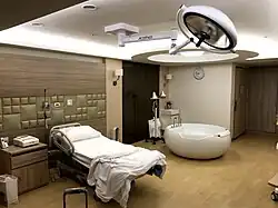 Badewanne für eine Wassergeburt