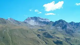 Weissflue über Sapün