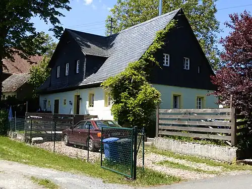 Wohnstallbau mit der Hausnr.&nbsp;8