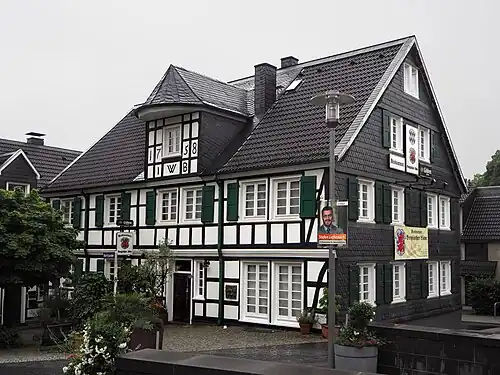 Restaurant Bergischer Löwe Markt 10 (Baujahr 1758)