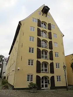 Der Westindienspeicher zwischen Große Straße und Speicherlinie