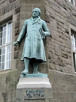 Statue des Freiherrn vom und zum Stein am Rathaus Wetter, 1909