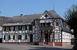 Aufwändiges Fachwerkhaus, bezeichnet mit der Jahreszahl 1912