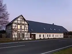 Ehemaliges Rasthaus „Wichelnförth“ mit B 4