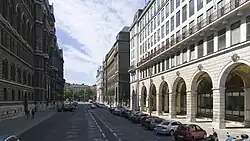 Rathausplatz 2 / Felderstraße 2–4 (Felderhaus) Neumann, 1880–1883; san. Boltenstern 1964