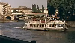 Der Donaukanal stromabwärts mit Blick von der Wienflussmündung auf die Franzensbrücke, 2. und 3. Bezirk